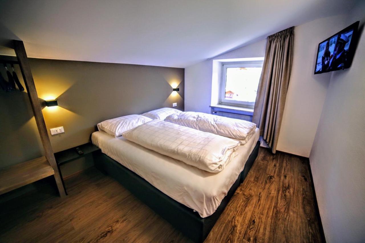 Rider Hotel Обереген Екстериор снимка