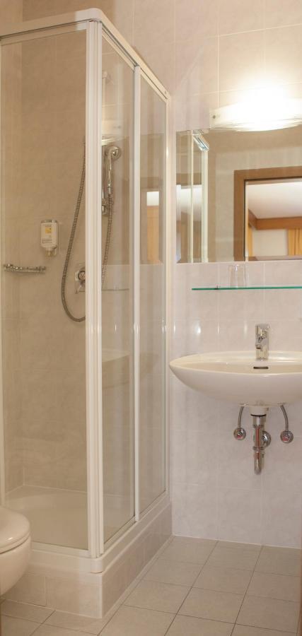 Rider Hotel Обереген Стая снимка