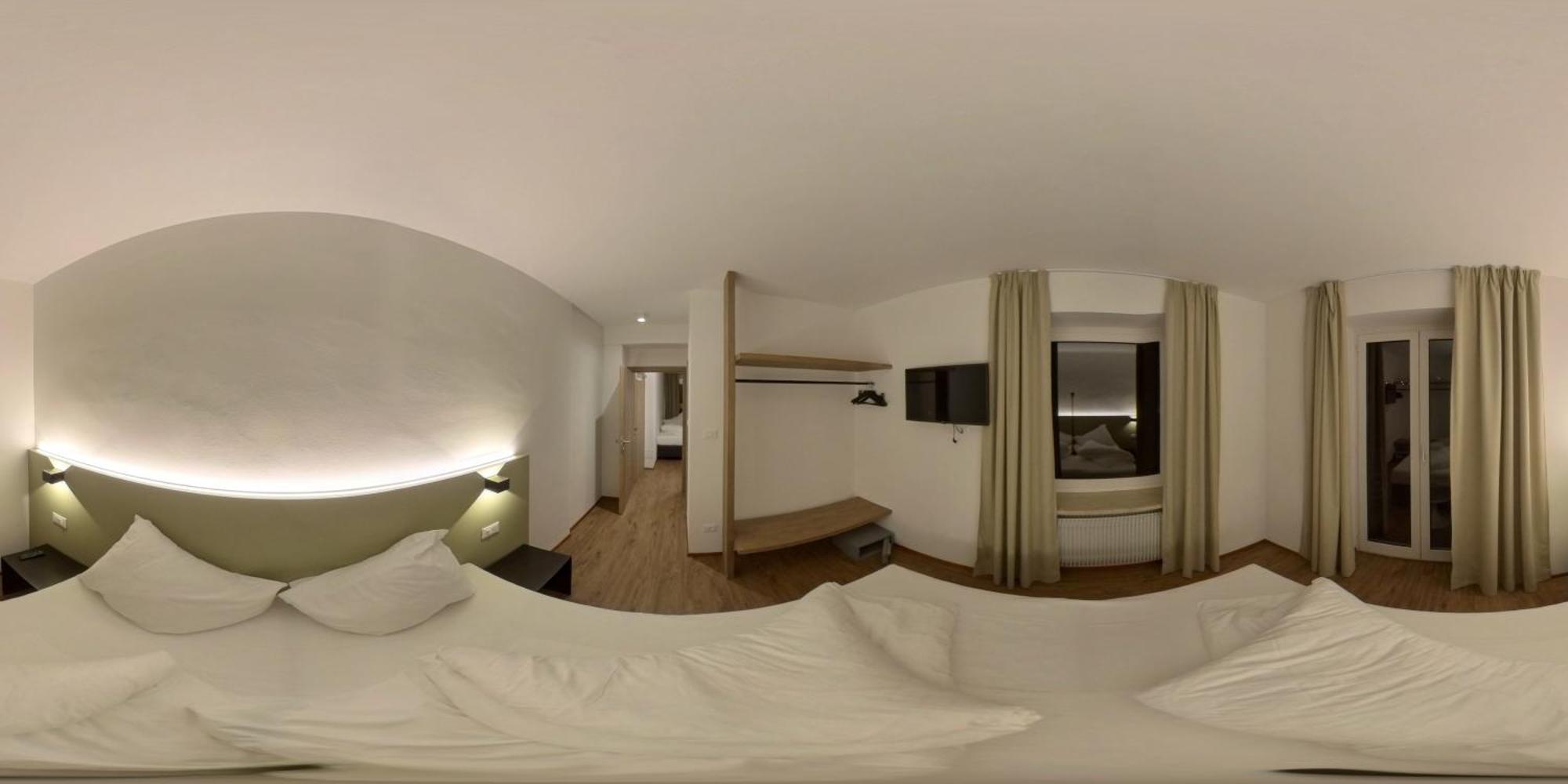 Rider Hotel Обереген Стая снимка