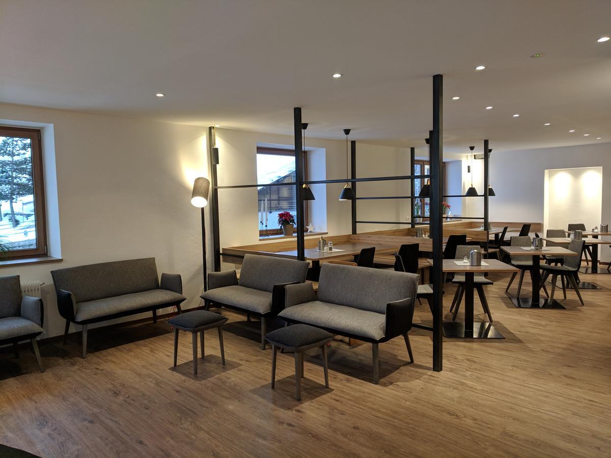 Rider Hotel Обереген Екстериор снимка